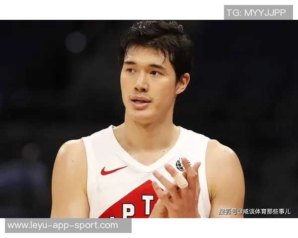 克尼佩尔赞爱德华兹三分球表现称其每场投10次实属惊人